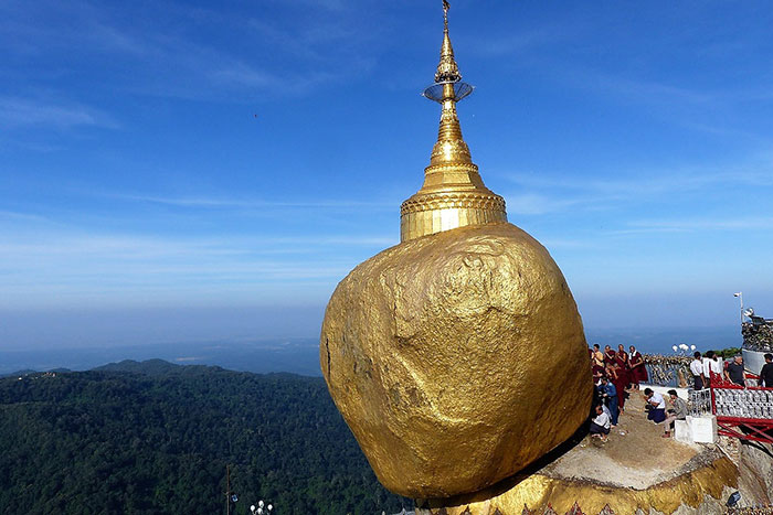 temple Birmanie Le Rocher d’Or 
